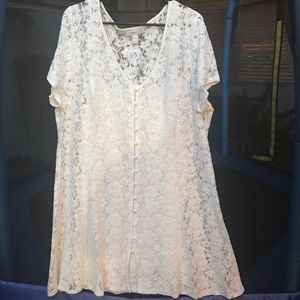 White floral lace shirt sleeve dress